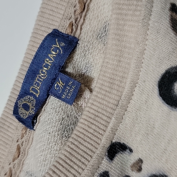 Animal Print Crew Sweatshirt M - Picture 4 of 4